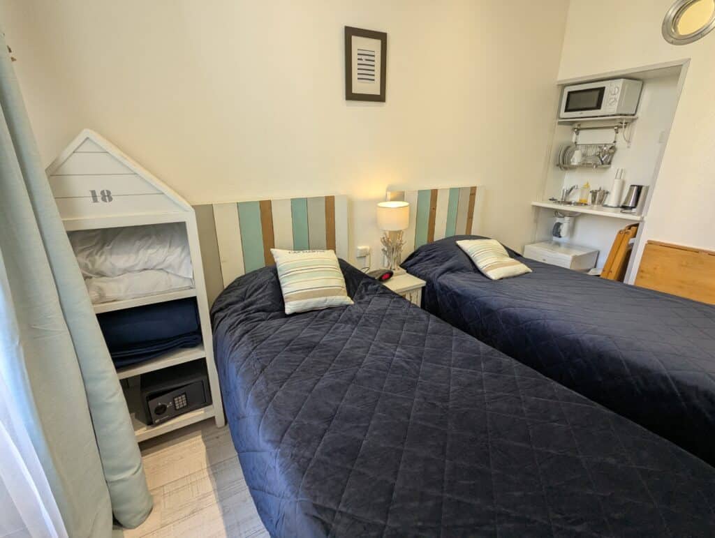 hotel-victor-hugo-nice-chambre-cabine-gilliat-