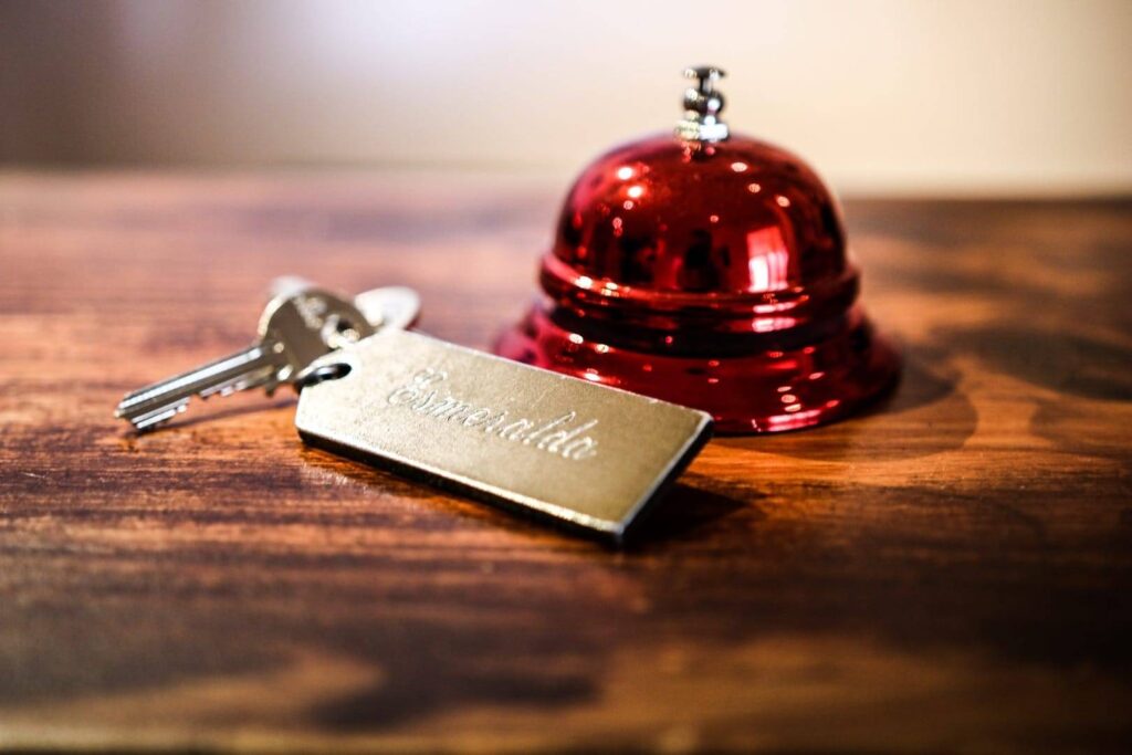 hotel-victor-hugo-nice-reception-